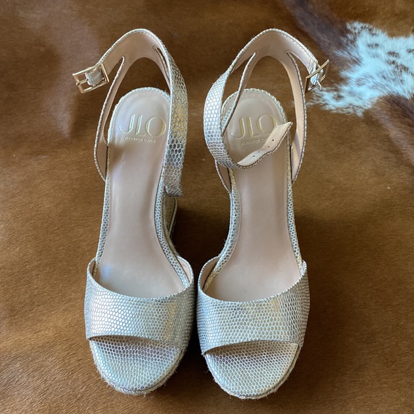 JLO Jennifer Lopez champagne Ondra 9.5 M high heel wedge espidrilles sandal - Picture 2 of 8